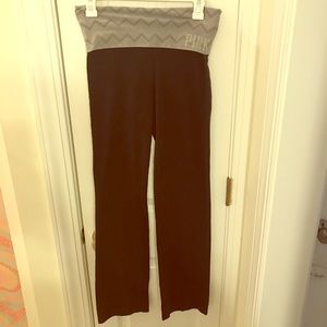 🔥3 for $10 SALE! VS PINK yoga pants black chevron